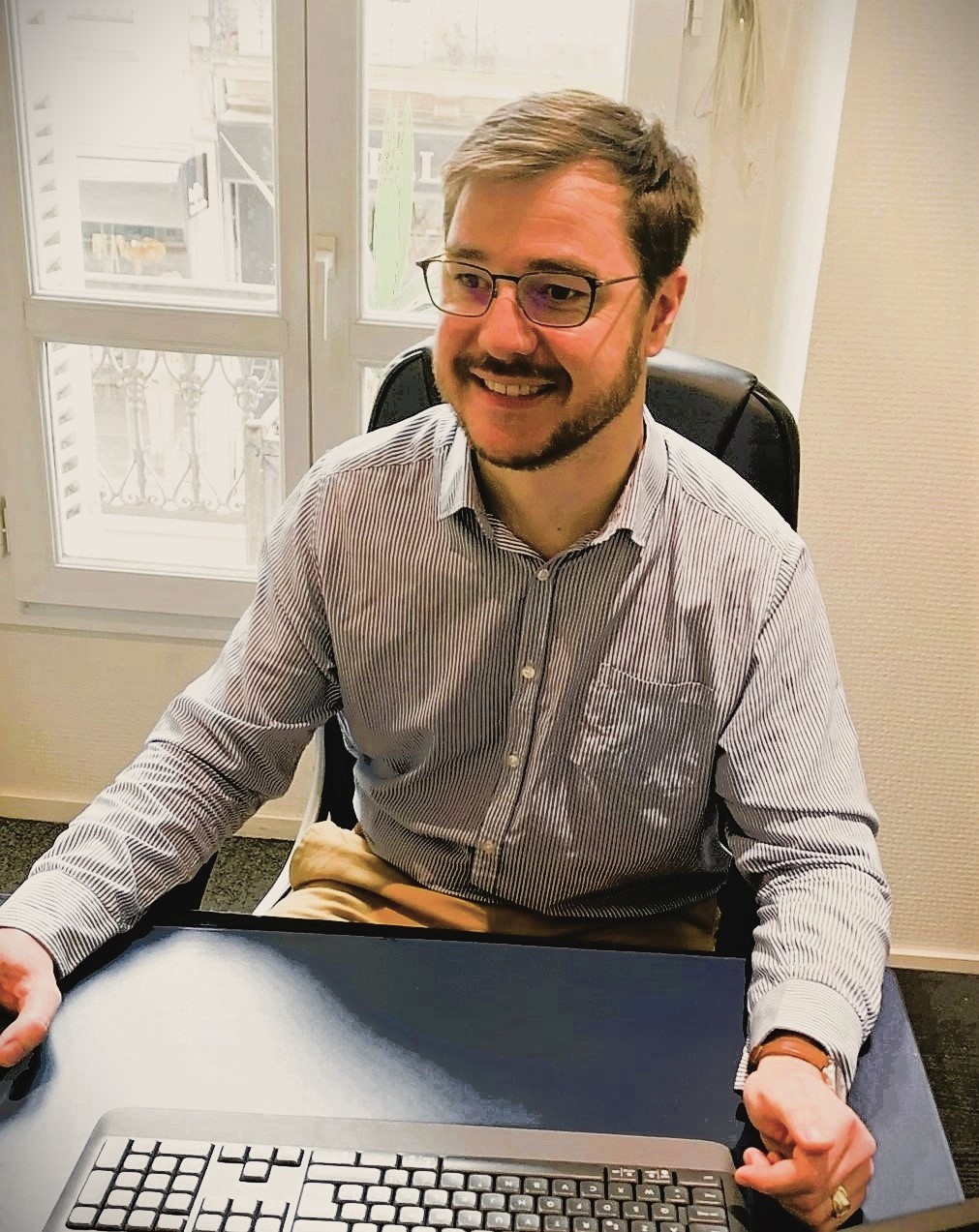 Avocat Henrik de BRIER